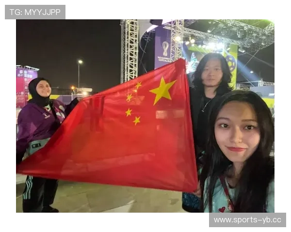 数据榜激励球迷击掌互动现场氛围爆棚热力四射 数据榜激励球迷击掌互动现场氛围爆棚热力四射